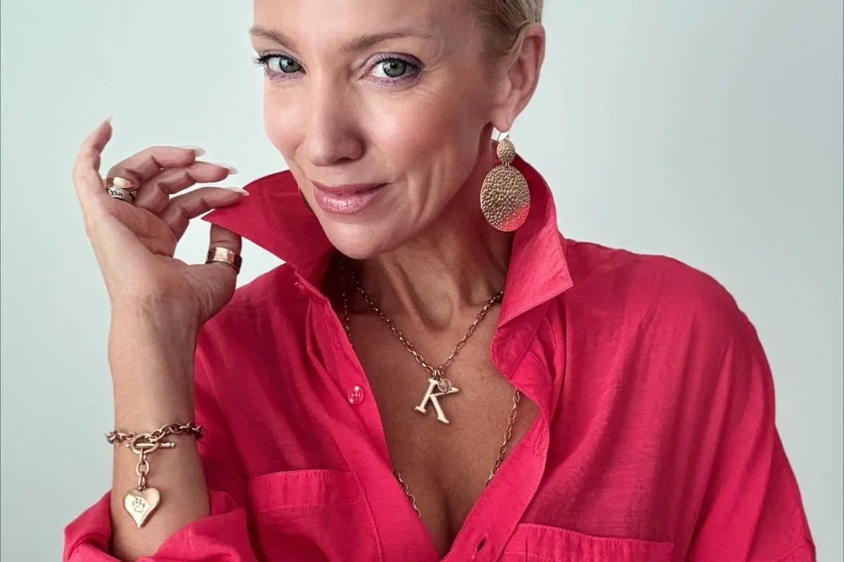 The Power of Accessories: How Jewelry Can Transform Any Outfit