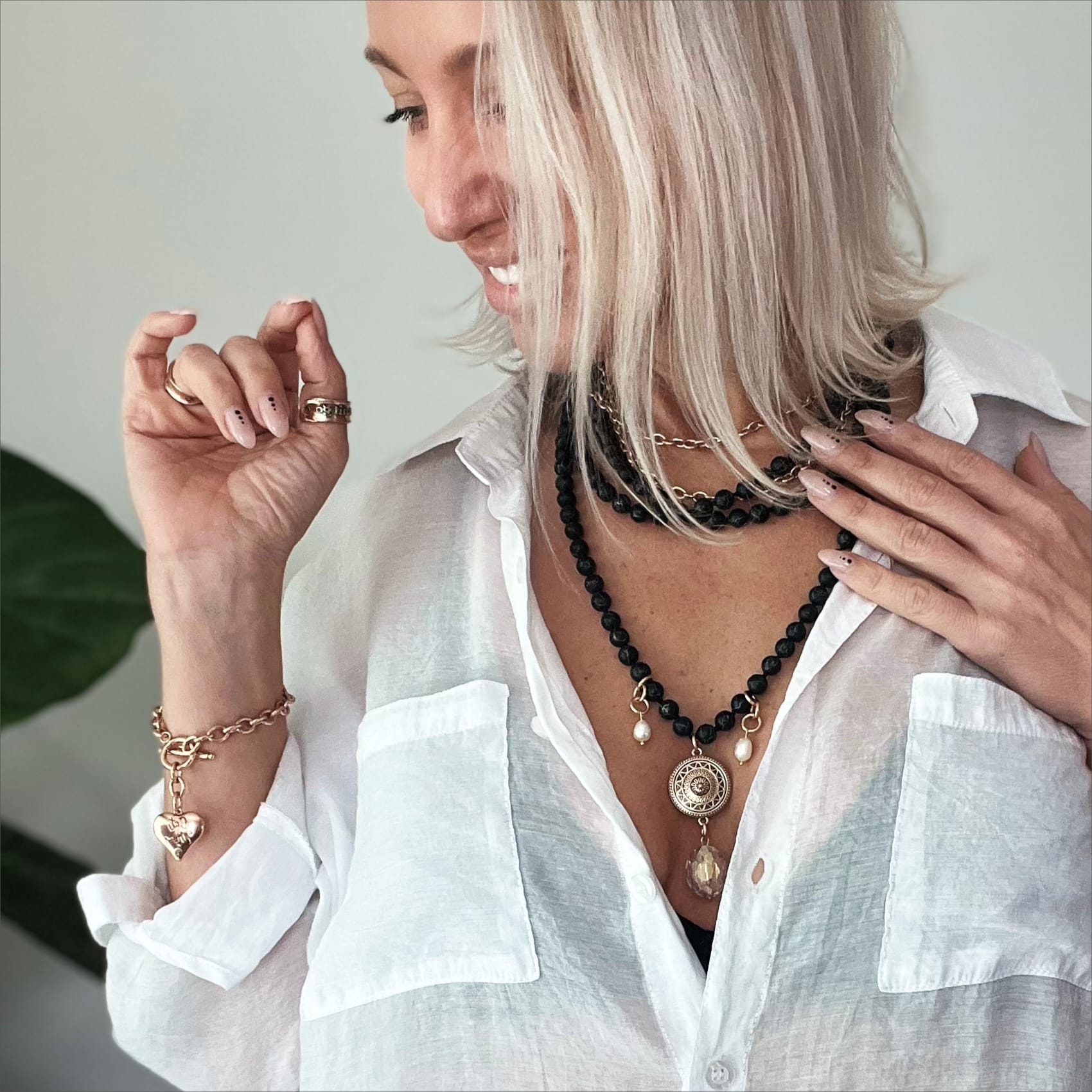 When You Focus On Good Black Howlite Long Chain Fusion Necklace