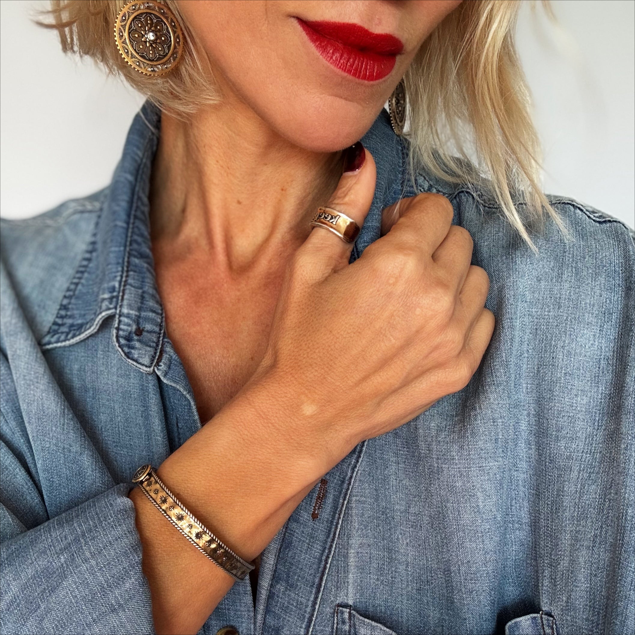 Faith Over Fear Still I Rise Affirmation Bangle Bracelet