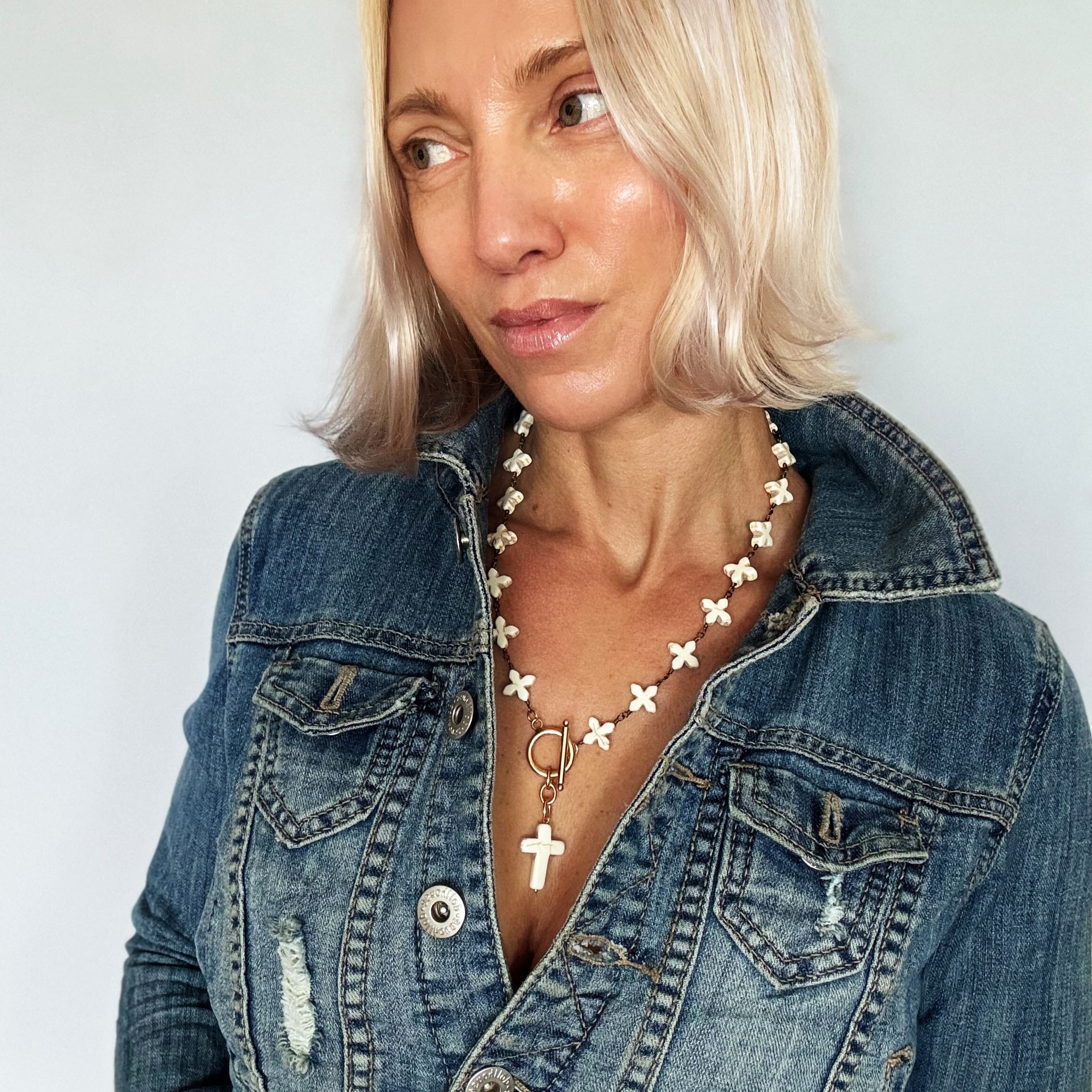 Howlite Cross Rosary Choker Necklace