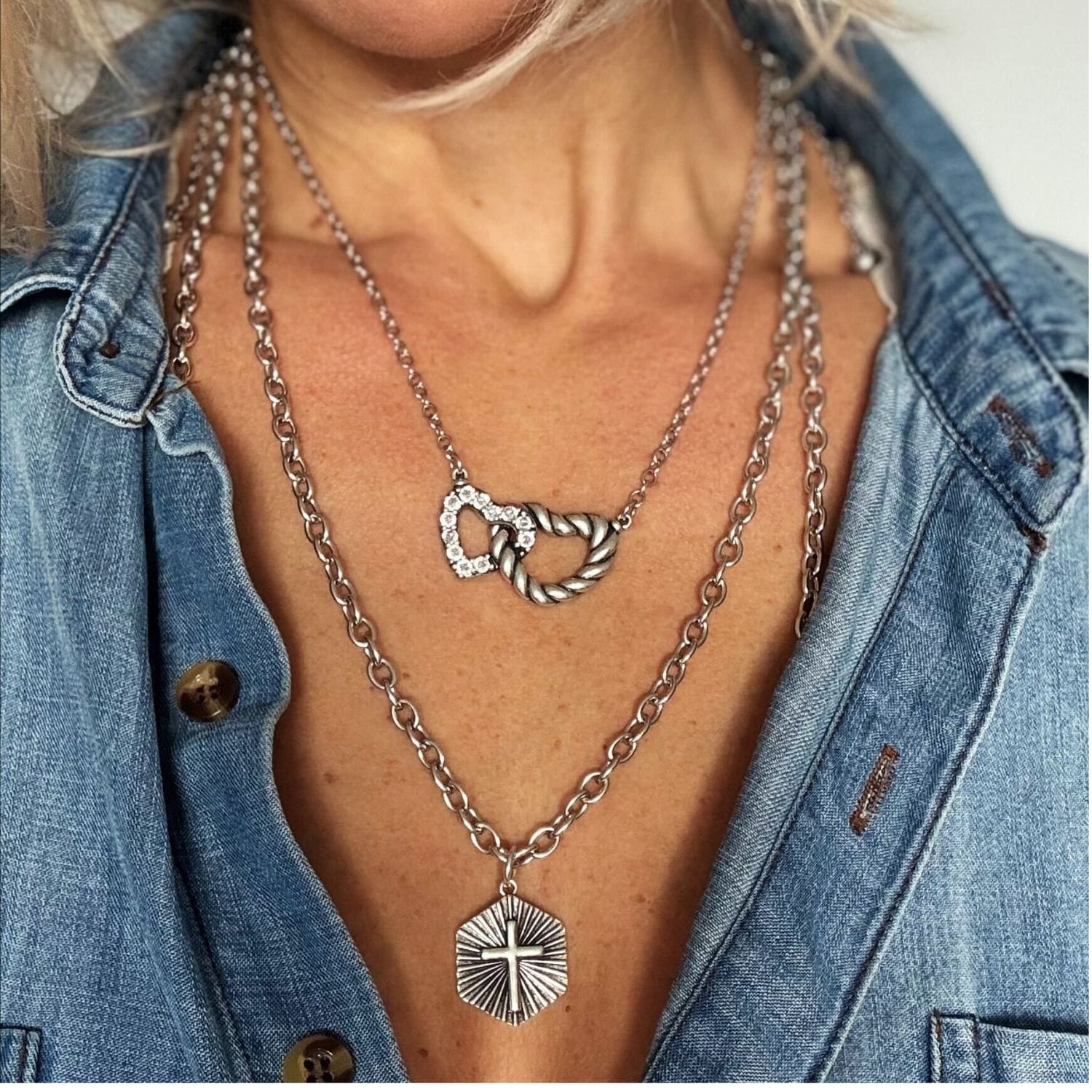 Love Forever Interlocking Hearts Adjustable Chain Necklace