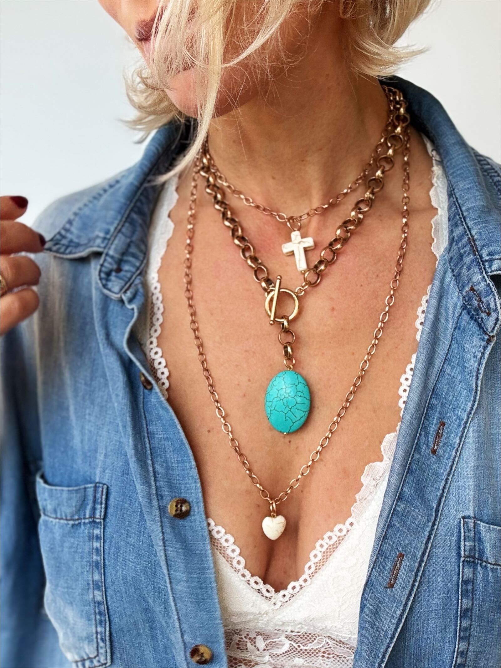 Blue Howlite Chunky Choker Necklace