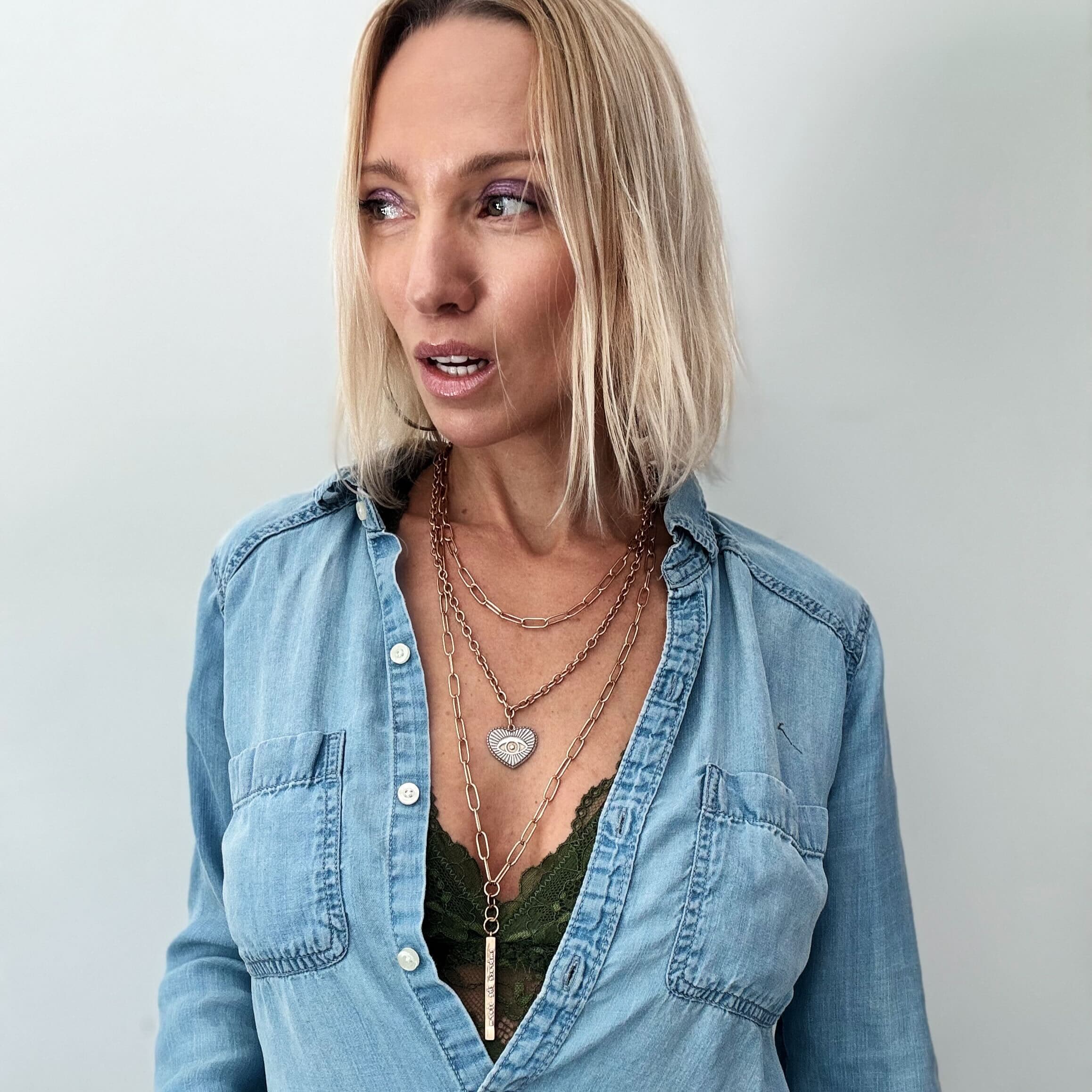 with trust choker
